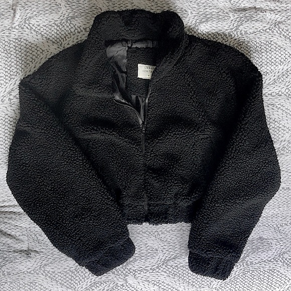 Urban Heritage Jackets & Blazers - Black Cropped Sherpa Size Medium